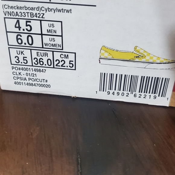 Vans Classic Slip On Checkerboard Cyber Yellow 💛 Women Size 6, Men Size 4.5 - Picture 9 of 9
